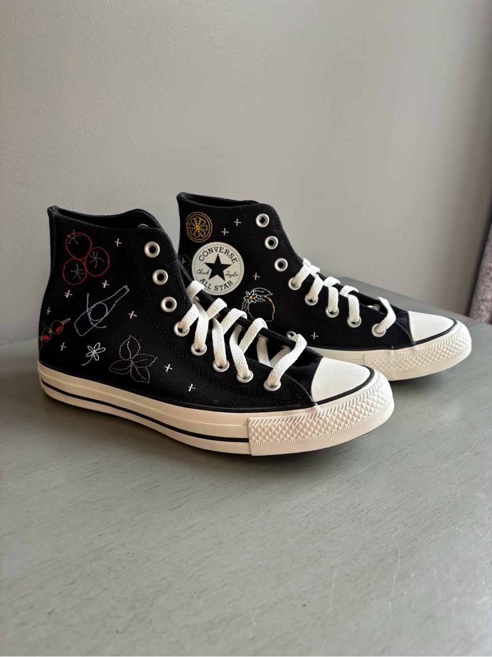 Converse Chuck Taylor All Star Black Embroidered High Top Lace-Up Women 8.5 NEW - Picture 6 of 16